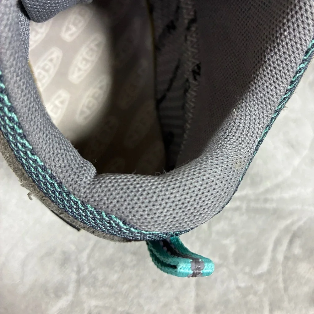 Keen Kids Waterproof Hiking Boots Size 11 Grey Teal Mid